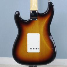 Fender Made in Japan Heritage 60s Stratocaster Rosewood Fingerboard 3-Color Sunburst_2