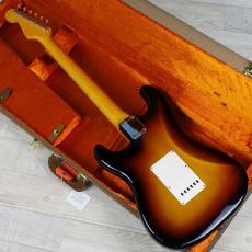 Fender American Vintage II 1961 Stratocaster  3-Color Sunburst_5