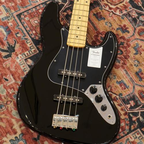 Fender Standard Jazz Bass Black / Maple 【特価】