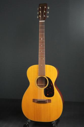 Martin 0-18