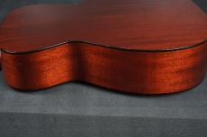 Martin 0-18_16