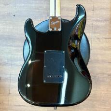 Squier Standard Stratocaster_3
