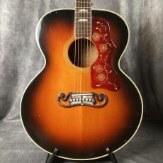 Gibson SJ-200