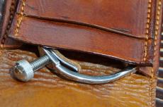 Elliott Capos Capo Pouch Square _4