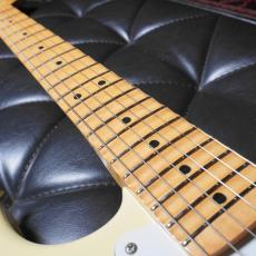 Fender Japan ST72-75 Scalloped Fingerboard_6