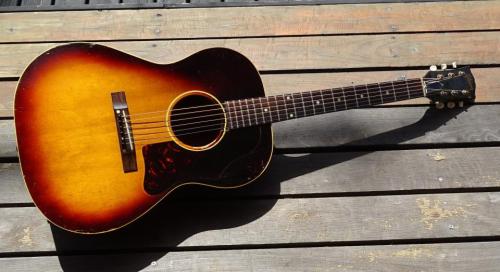 Gibson LG-1