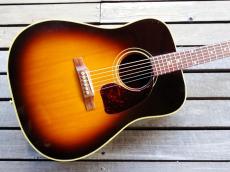 Gibson J-30_2