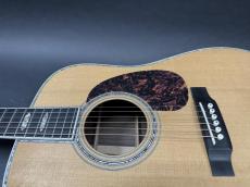 Martin D-45 2010年製 / Sitka Spruce Top・Rosewood Side and Back・Vertical Logo・Hexagon Inlay・Abalone Trim & Rosette・Ebony Finger board and Bridge・Tortoise Color Pick guard 【With Original Hard Case】 　 _12
