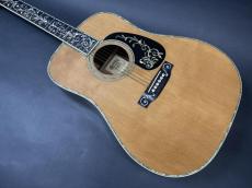 Martin Limited Edition D-45 Deluxe 1993年製 / Solid Sitka Spruce Top・Solid Brazilian Rosewood Side and Back・Tree of Life Abalone inlay and Bridge・Abalone Trim and Rosette・Abalone Inlay Black Pick guard_2