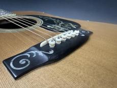 Martin Limited Edition D-45 Deluxe 1993年製 / Solid Sitka Spruce Top・Solid Brazilian Rosewood Side and Back・Tree of Life Abalone inlay and Bridge・Abalone Trim and Rosette・Abalone Inlay Black Pick guard_13