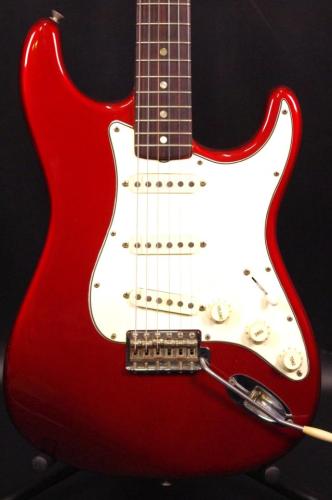 Fender STRATOCASTER