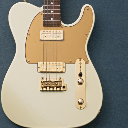 Suhr Mateus Asato Signature Classic T "MA White" Lollar Goldfoil【3.65kg】【生産完了品】