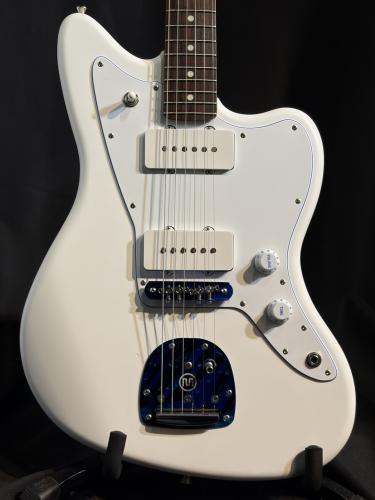 Fender MIJ Limited Hybrid II Jazzmaster Blanc