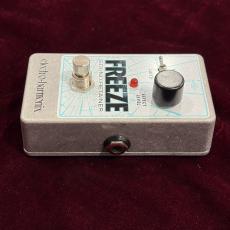 Electro-Harmonix FREEZE Sound Retainer_6
