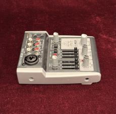 BEHRINGER XENYX 302USB_6
