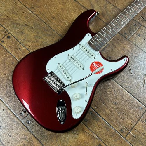 Squier Classic Vibe 60s Stratocaster Candy Apple Red