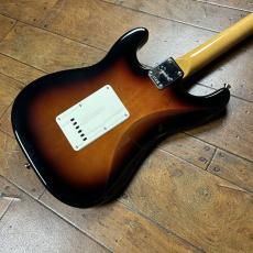 Squier Classic Vibe 60s Stratocaster 3-Color Sunburst_6