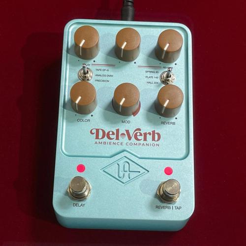 Universal Audio UAFX Del-Verb Ambience Companion 【限定SALEプライス】【未展示保管】