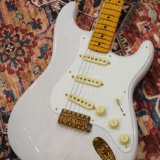 Fender Limited Edition American Vintage II 1957 Stratocaster White Blonde / 3A Flame Maple Neck【限定】