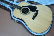 YAMAHA LL-55D.R Special Custom / Luxury L-Head Inlay・TM-57G peg・Abalone Trim・Solid Premium Ezo Spruce Top・Solid Premium Indian Rosewood Side and Back・Honduras Mahogany Neck・Ebony Fingerboard and Bridge・Black_2