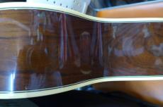 YAMAHA FG-402_5
