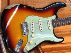 Fender Custom Shop Late 1962 Stratocaster Relic/CC  3Tone Sunburst [3.48kg][状態良好!!]_4
