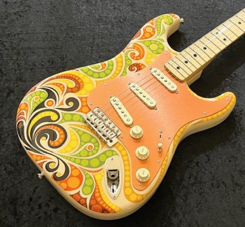 Fender Custom Shop Masterbuilder Apprentice Nick Saccone Hippy Paisley 1969 Stratocaster N.O.S. (Graphic by Pamelina H)
