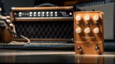 Universal Audio UAFX Enigmatic '82 Overdrive Special Amp_2