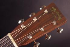 Martin D-18E  Retro_4