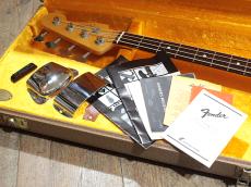 Fender American Vintage 1962 Precision Bass_4