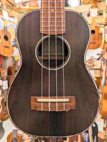Shimo Guitars オールハカランダ / コンサートサイズ 【2009年11月製】