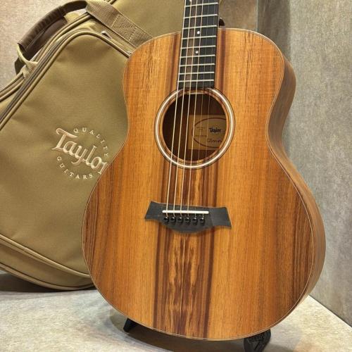Taylor 【試奏動画あり】GS Mini-e Koa #2210295199【ちょいトラ杢ネック】【カラッとした音色が魅力】【送料当社負担】【池袋店在庫品】