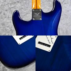 Fender Custom Shop 【2017年製美品中古】Master Build Quilt Maple Top Stratocaster -Sapphire Blue Trans- ≒3.42kg_8