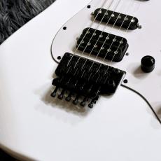 Jackson X Series Signature Adrian Smith SDXM, Maple Fingerboard, Snow White with White Pickguard 【特価】_3