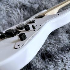 Jackson X Series Signature Adrian Smith SDXM, Maple Fingerboard, Snow White with White Pickguard 【特価】_9