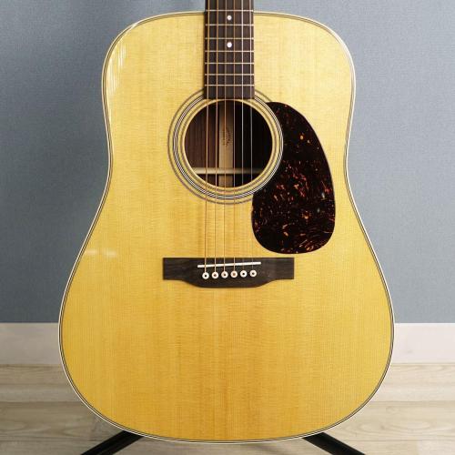 Martin D-28 Standard【秋の夜長】