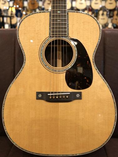 Martin 【個体演奏動画あり】000-42 Modern Deluxe S/N 2949118【トーチインレイ】