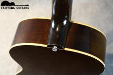 Gibson LG-2 (1950)  サウンド&コンディション&ルックスの3拍子揃った良いLG-2入荷しました!_12
