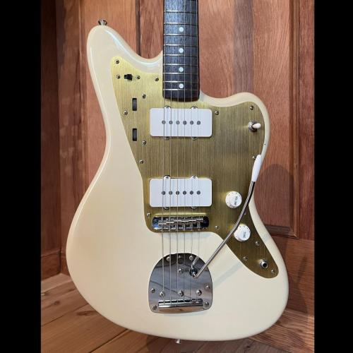 Bacchus BJM-60E WBD w/Anodized Pickguard