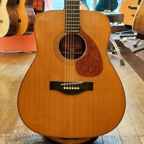 YAMAHA FG-550