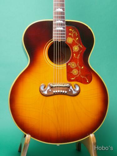 Gibson J-200
