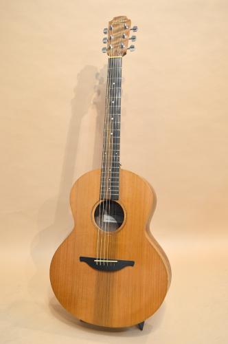 Sheeran by Lowden S-01