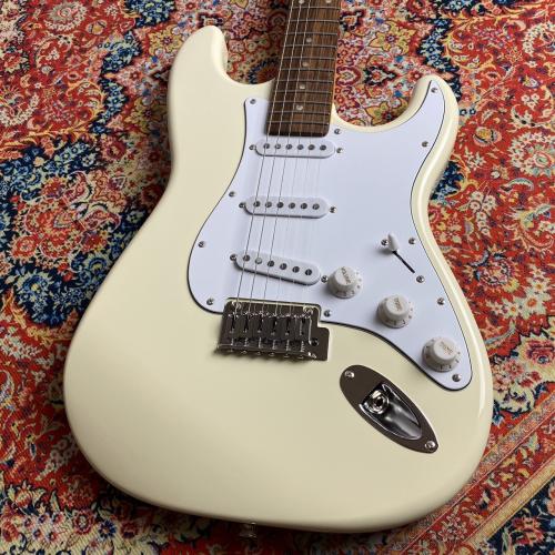 HISTORY HST-Performance -White Ivory 【現物画像】