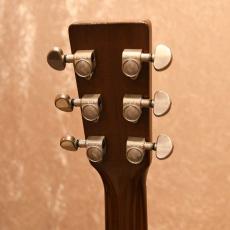 Martin D-18_4