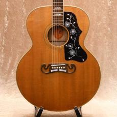 Gibson J-200