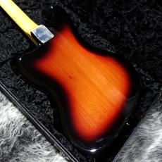 Fender Kurt Cobain Jaguar 3-Color Sunburst_6