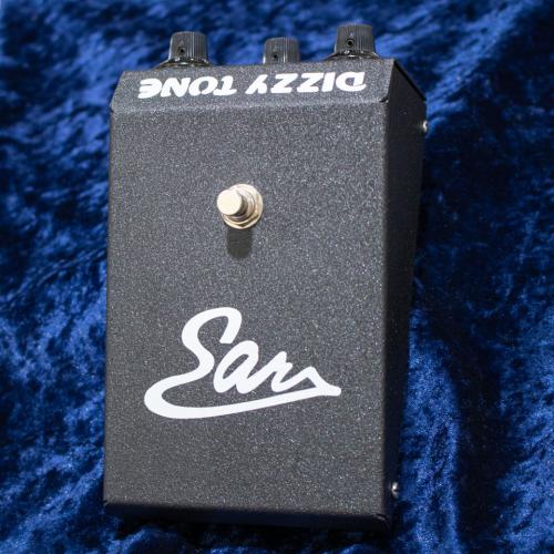 EAR FUZZ EFFECTS DIZZY TONE Origin