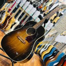 Gibson J-45 Standard_2