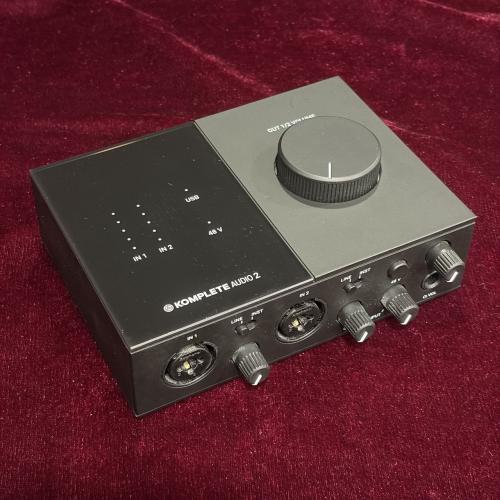 NATIVE INSTRUMENTS KOMPLETE AUDIO 2