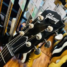 Gibson J-45 Standard RED Spruce_3